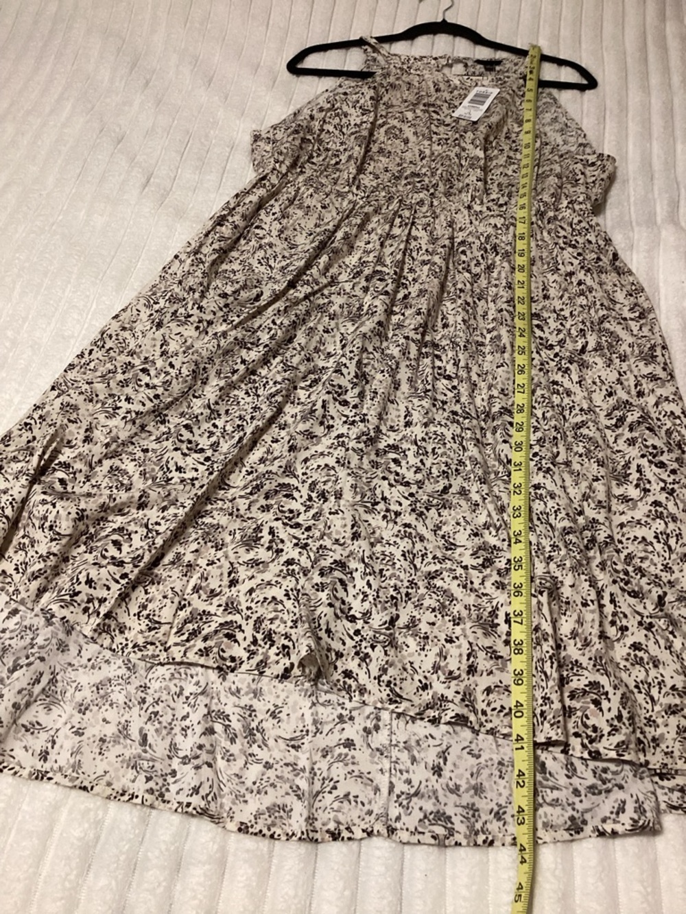 torrid Cream and Black Floral Halter style Maxi Dress, size 1 (14/16) NWT - Picture 8 of 10